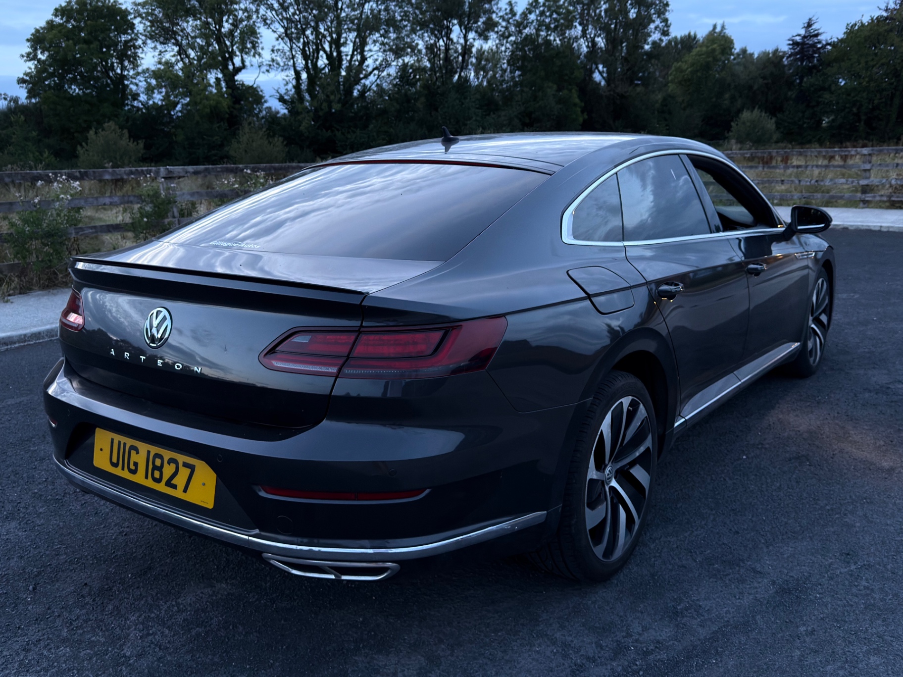 Volkswagen Arteon 2.0 TDI R-Line thumbnail 3